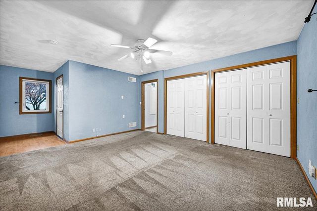 6213 N Saint Marys Road, Peoria, IL 61614