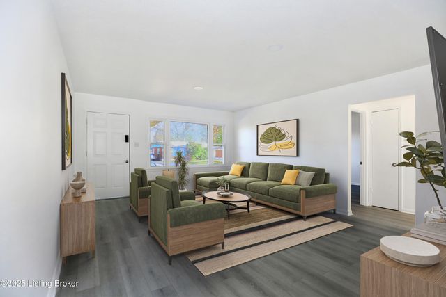 4012 Retreat Rd, Louisville, KY 40219