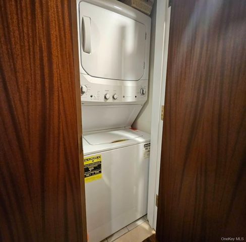 171 Great Neck Road, Great Neck, NY 11021