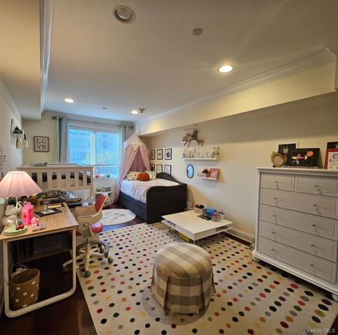 171 Great Neck Road, Great Neck, NY 11021