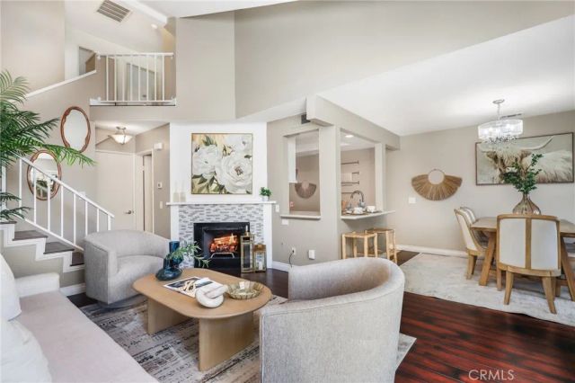 124 S Valencia, La Habra, CA 90631