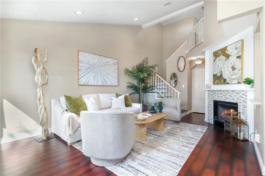 124 S Valencia, La Habra, CA 90631