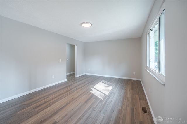 2816 Corlington Drive, Dayton, OH 45440