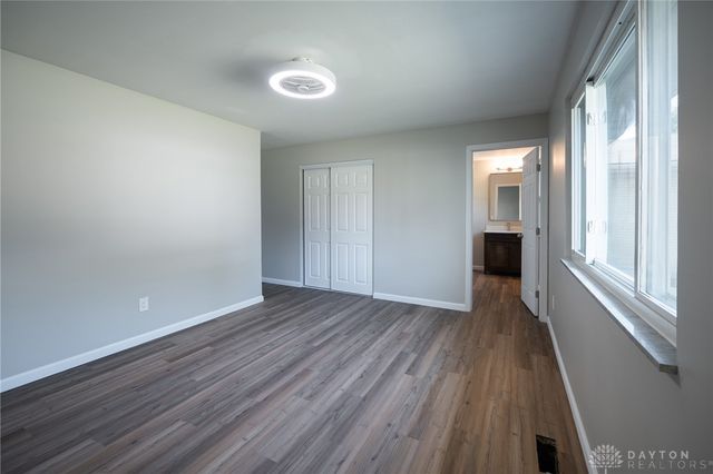 2816 Corlington Drive, Dayton, OH 45440