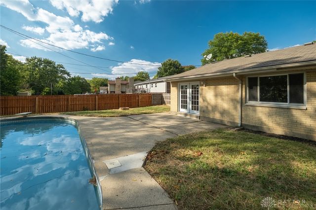 2816 Corlington Drive, Dayton, OH 45440