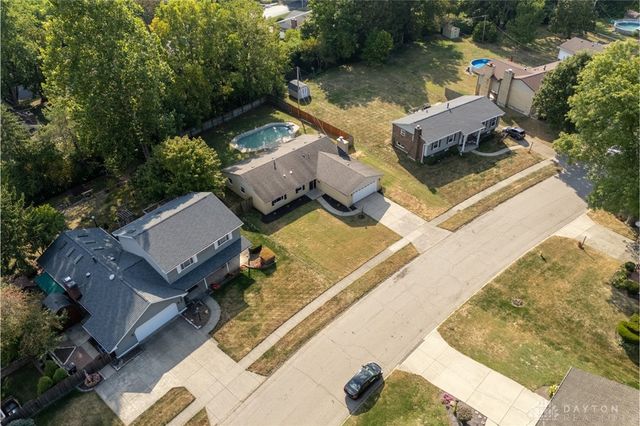 2816 Corlington Drive, Dayton, OH 45440