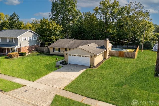 2816 Corlington Drive, Dayton, OH 45440