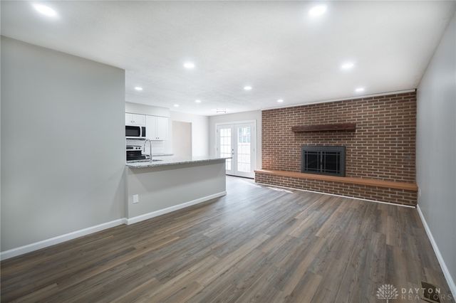 2816 Corlington Drive, Dayton, OH 45440