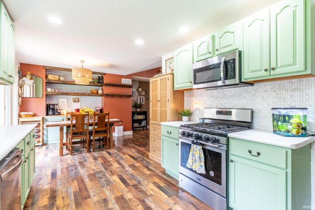 18620 Monticello Drive, Goshen, IN 46528