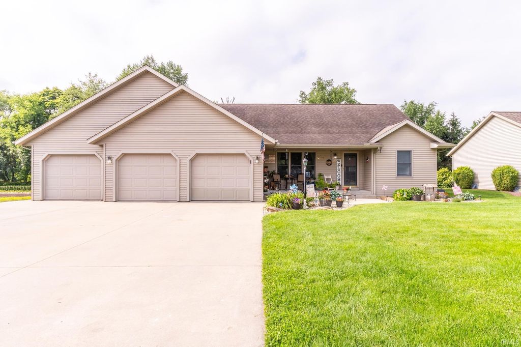 18620 Monticello Drive, Goshen, IN 46528