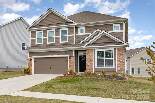 9727 White Chapel Drive NW, Concord, NC 28027