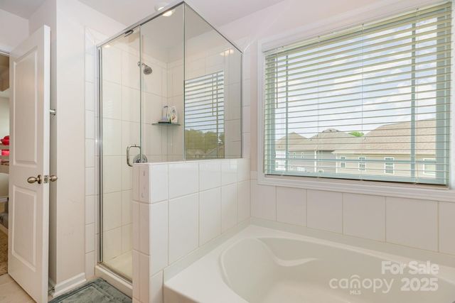 9727 White Chapel Drive NW, Concord, NC 28027