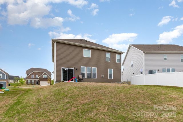 9727 White Chapel Drive NW, Concord, NC 28027