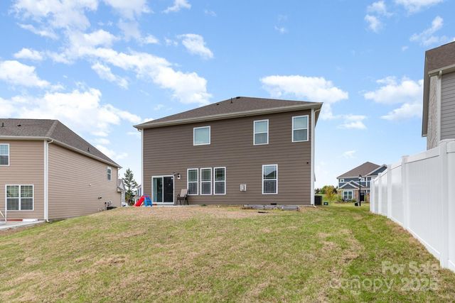 9727 White Chapel Drive NW, Concord, NC 28027