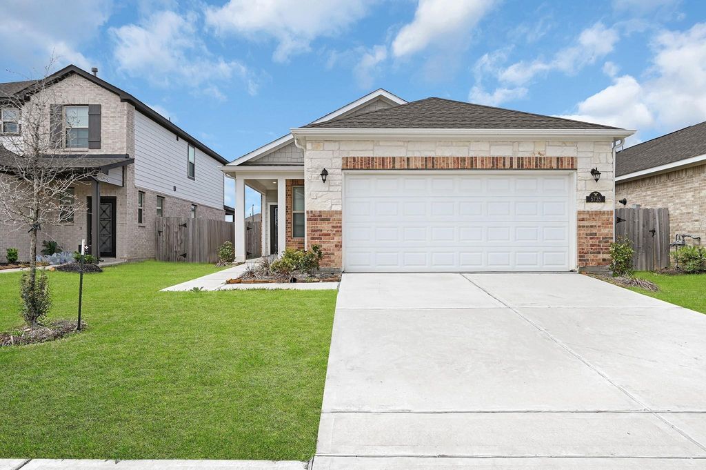 5735 Tabula Rasa Drive, Katy, TX 77493