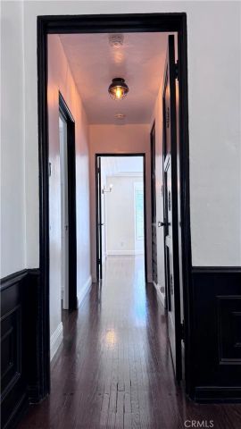 1260 W 81st, Los Angeles, CA 90044