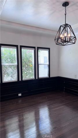 1260 W 81st, Los Angeles, CA 90044