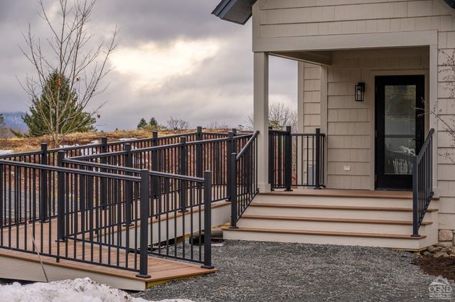 17 Stonewall Lane, Windham, NY 12496