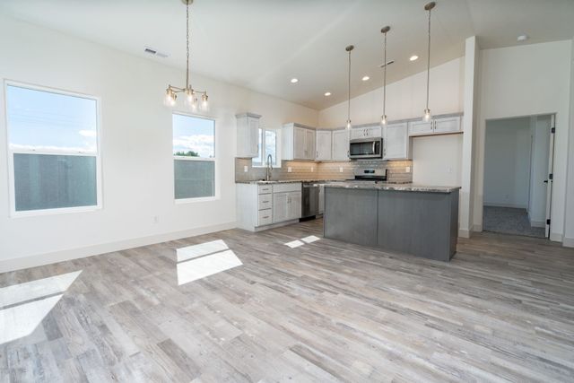 3313 Pyrus Street, Clifton, CO 81520