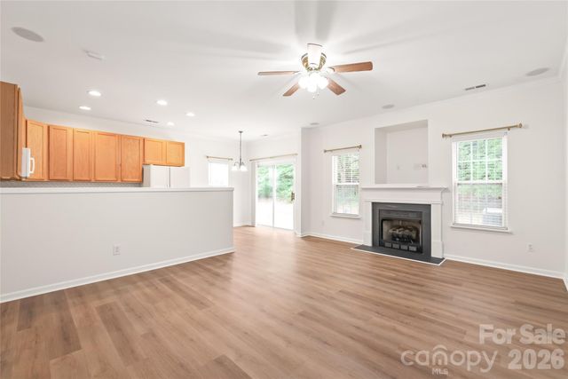 15583 Stronvar House Lane, Charlotte, NC 28277