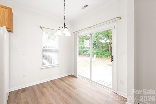 15583 Stronvar House Lane, Charlotte, NC 28277