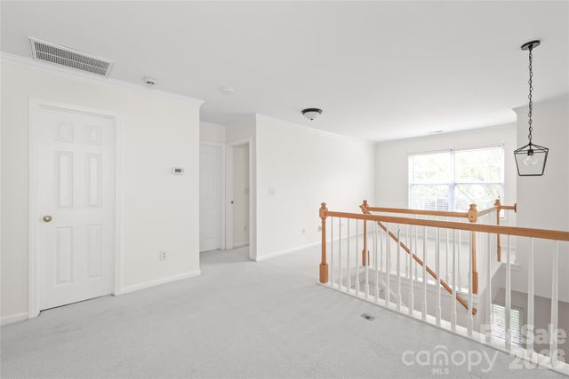 15583 Stronvar House Lane, Charlotte, NC 28277