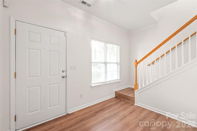 15583 Stronvar House Lane, Charlotte, NC 28277