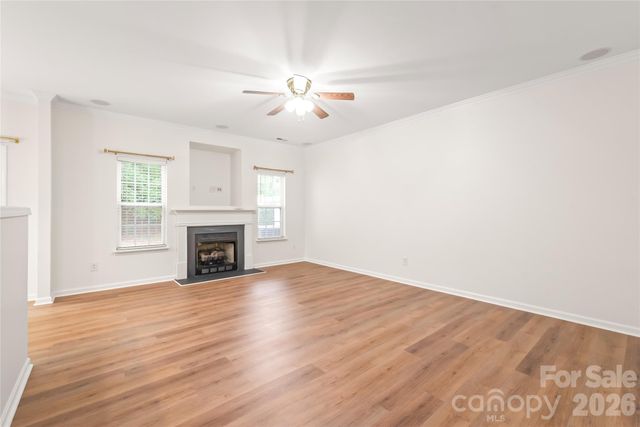 15583 Stronvar House Lane, Charlotte, NC 28277