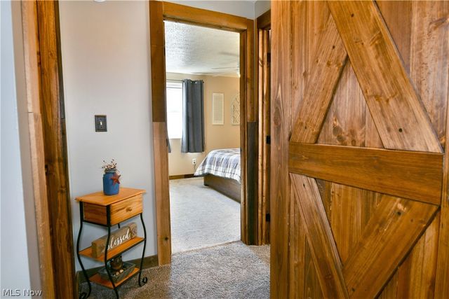 1317 Cedarwood Drive, Mineral Ridge, OH 44440