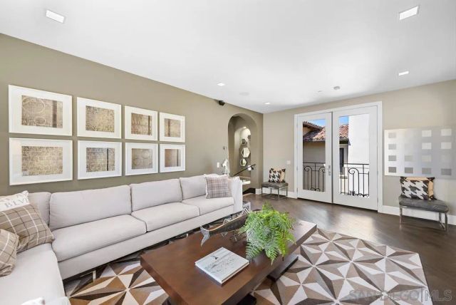 14906 Rivawill Ct., San Diego, CA 92127