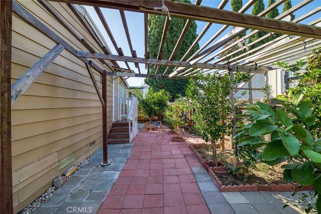8200 Bolsa 32, Midway City, CA 92655