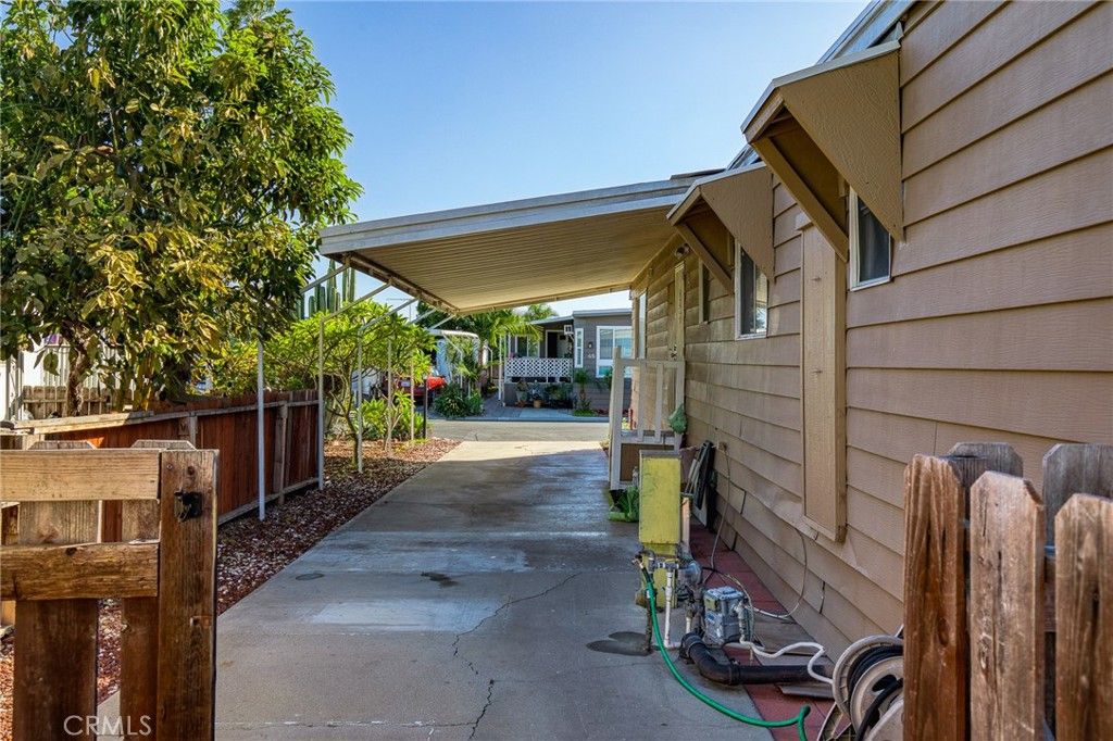 8200 Bolsa 32, Midway City, CA 92655 — exterior