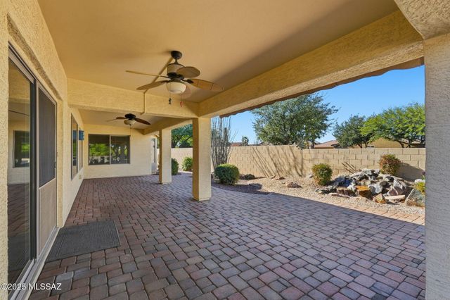 2646 E Barclay Court, Green Valley, AZ 85614