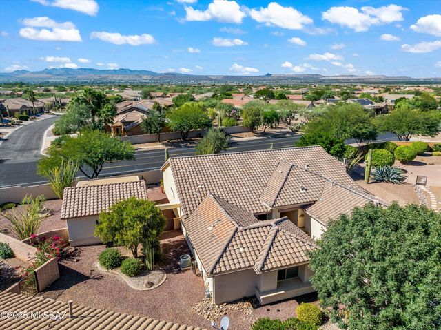 2646 E Barclay Court, Green Valley, AZ 85614