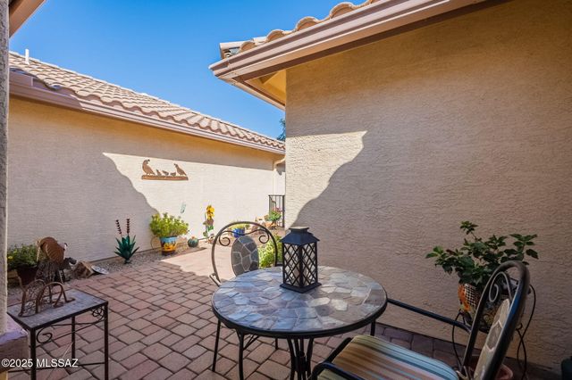 2646 E Barclay Court, Green Valley, AZ 85614