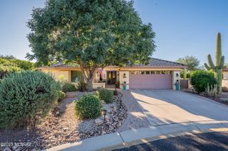 2646 E Barclay Court, Green Valley, AZ 85614