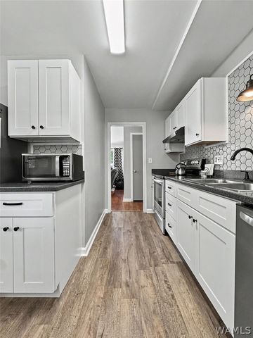 5908 17th Street E, Cottondale, AL 35453