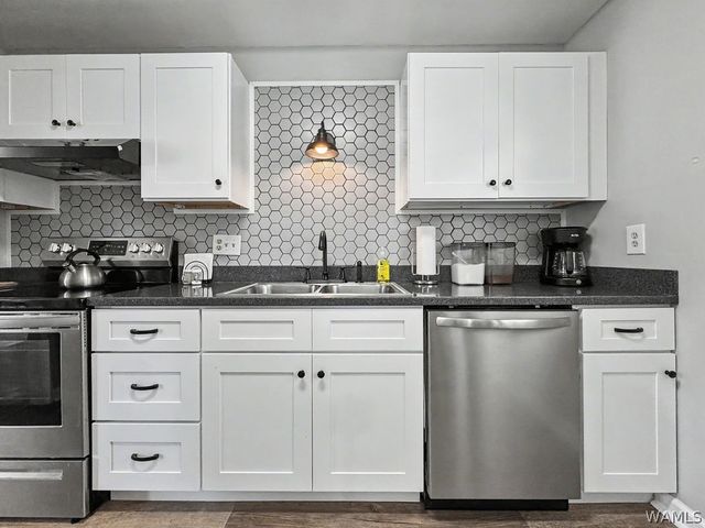 5908 17th Street E, Cottondale, AL 35453