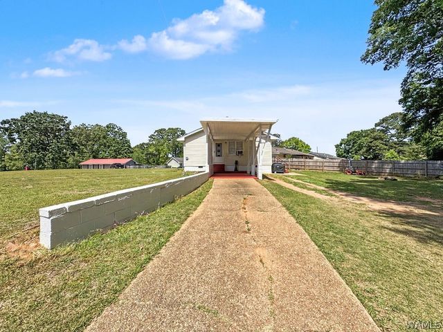 5908 17th Street E, Cottondale, AL 35453