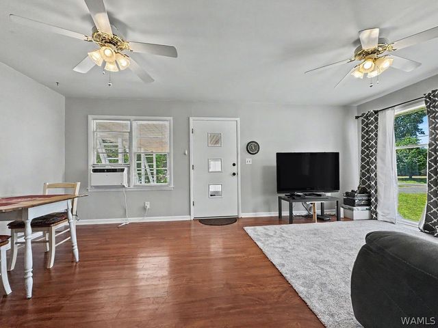 5908 17th Street E, Cottondale, AL 35453