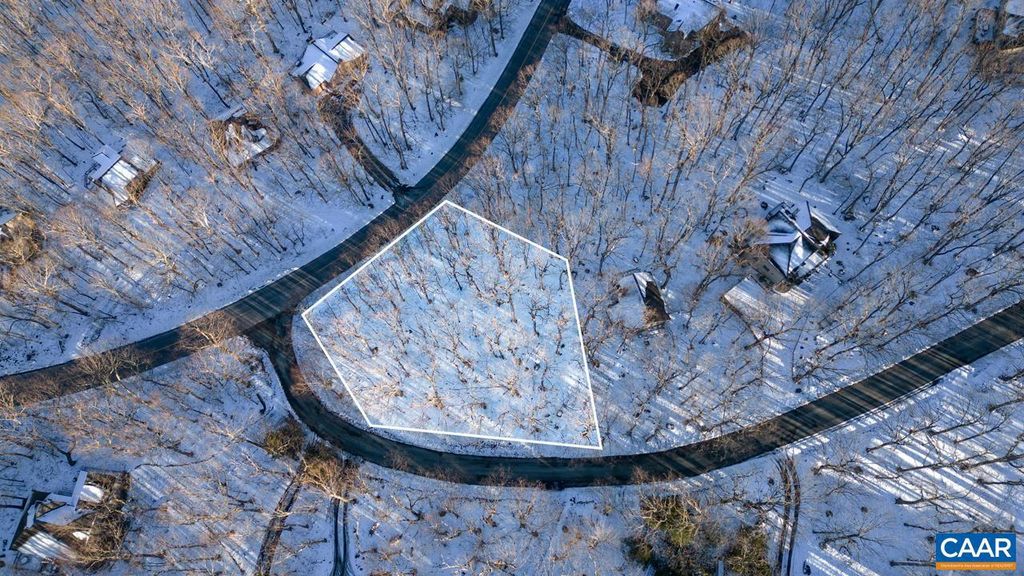 11 Fairway Oaks Ln 22, Wintergreen, VA 22958