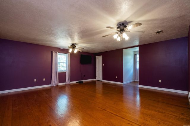 56 Brandon Road, Mayflower, AR 72106