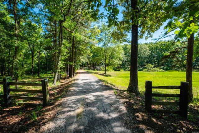 56 Brandon Road, Mayflower, AR 72106