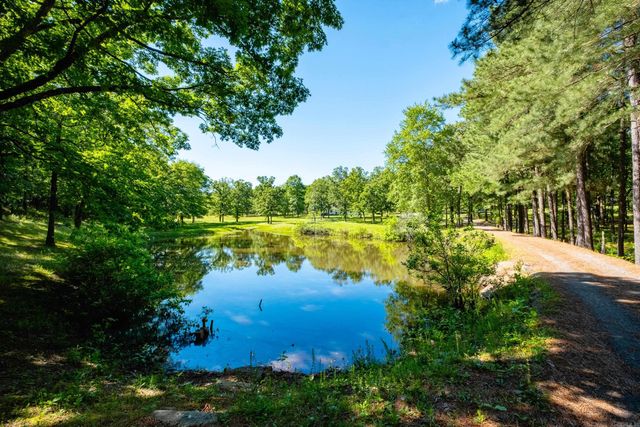 56 Brandon Road, Mayflower, AR 72106
