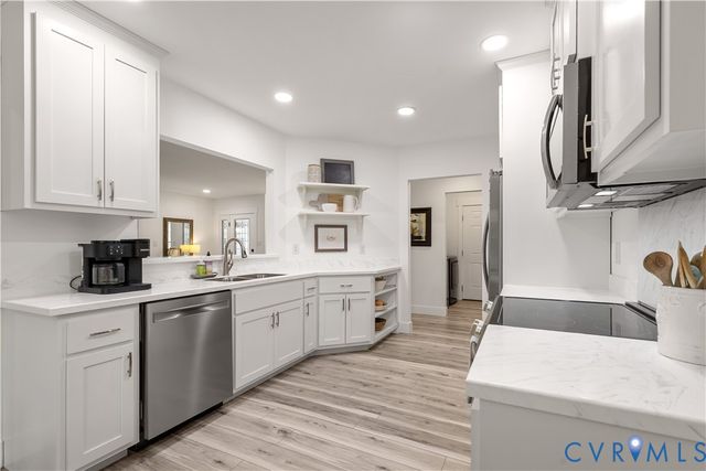 1817 Bogese Dr, Petersburg, VA 23805