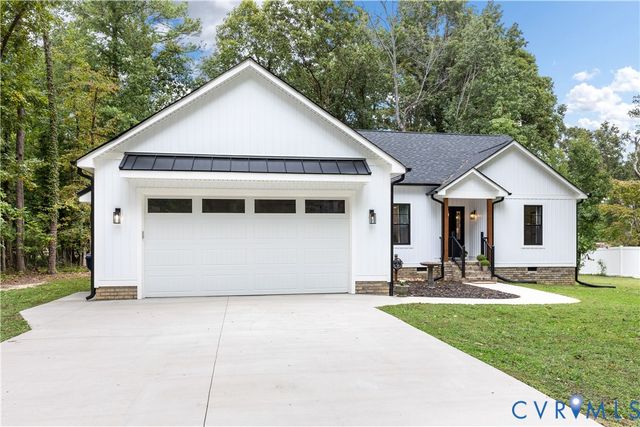 1817 Bogese Dr, Petersburg, VA 23805