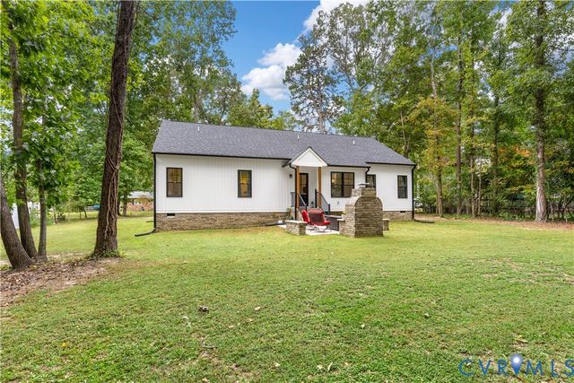 1817 Bogese Dr, Petersburg, VA 23805