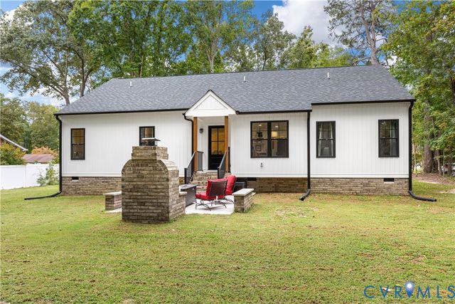 1817 Bogese Dr, Petersburg, VA 23805