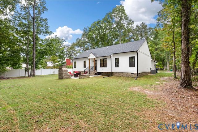1817 Bogese Dr, Petersburg, VA 23805