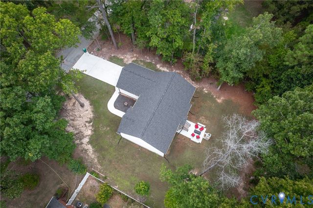 1817 Bogese Dr, Petersburg, VA 23805